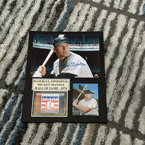 Yankees  - Mickey Mantle signed photo matted autographed